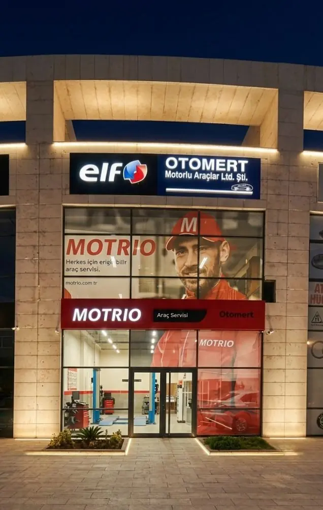 Servisimiz gece, elf ve Otomert tabelası
